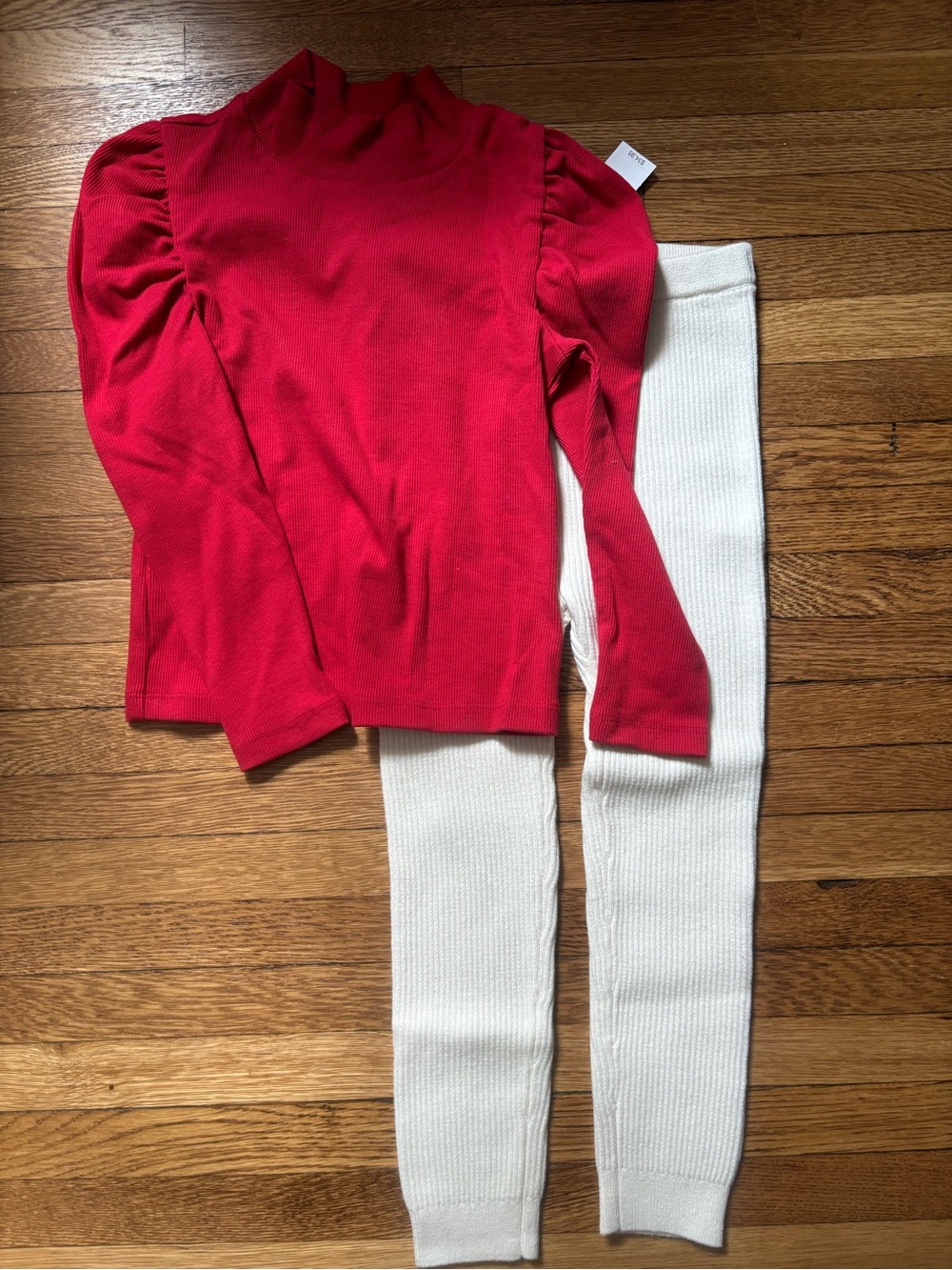 NWT/NWOT 4T Gap Baby Turtleneck and Legging Set